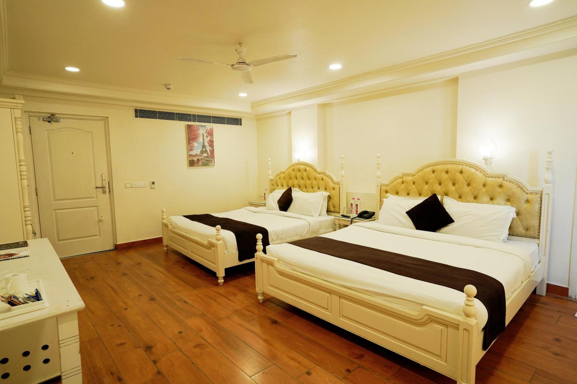Cygnett Lite Grand, Jaipur Hotel Bagian luar foto