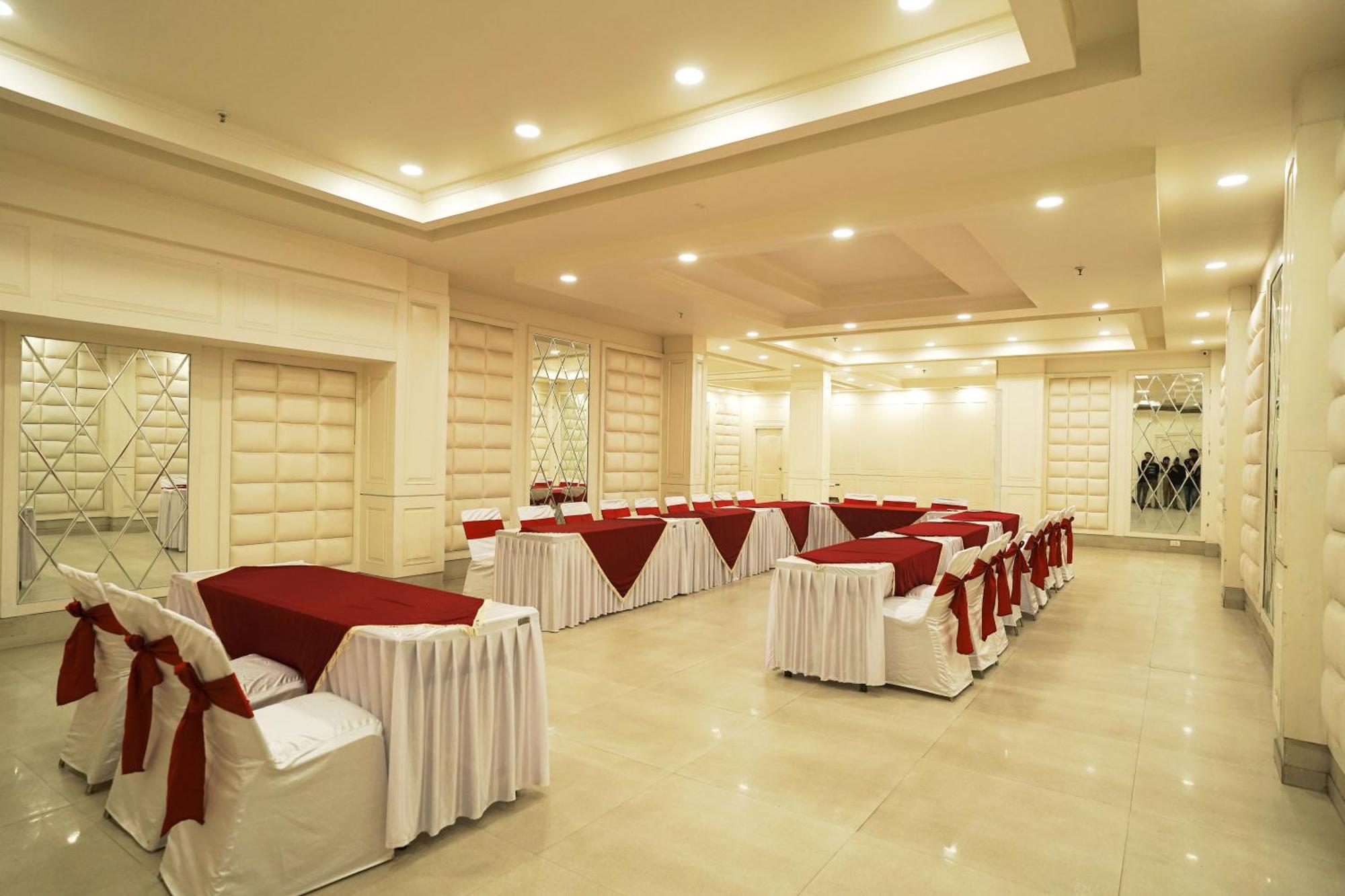 Cygnett Lite Grand, Jaipur Hotel Bagian luar foto