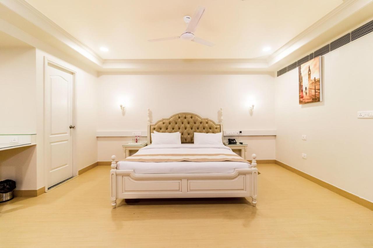 Cygnett Lite Grand, Jaipur Hotel Bagian luar foto